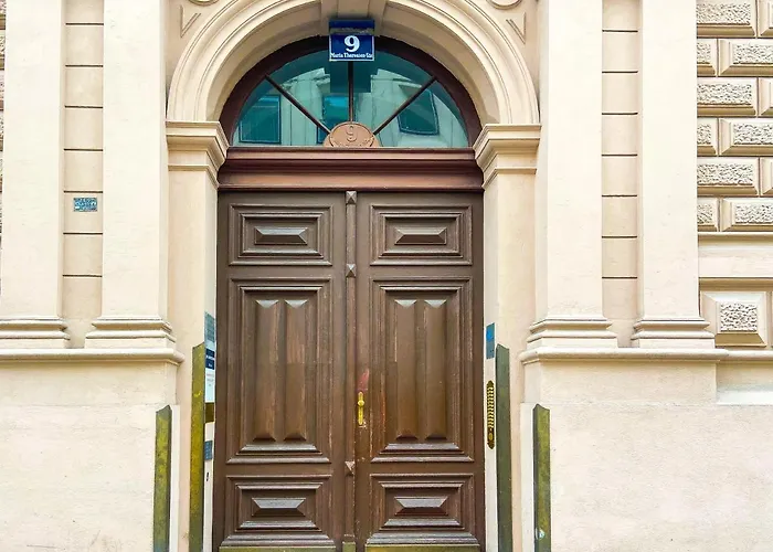 Apartamento Bright 2br For 6 Near Center & Metro U2 Viena
