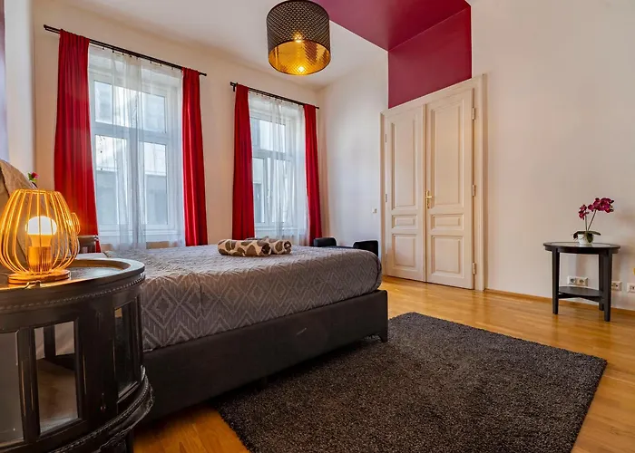 Bright 2br For 6 Near Center & Metro U2 *