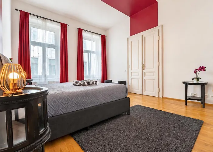 Bright 2br For 6 Near Center & Metro U2 *